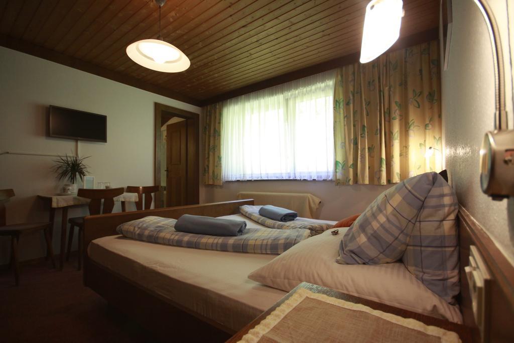 Privatzimmer Kammerlander Нойкирхен-ам-Гросфенедигер Номер фото