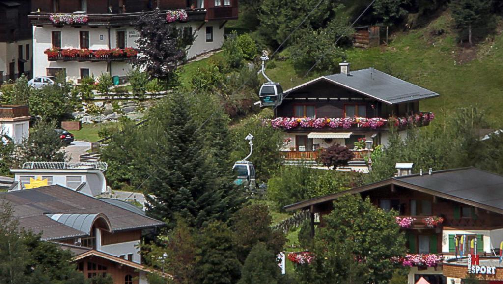 Privatzimmer Kammerlander Нойкирхен-ам-Гросфенедигер Номер фото